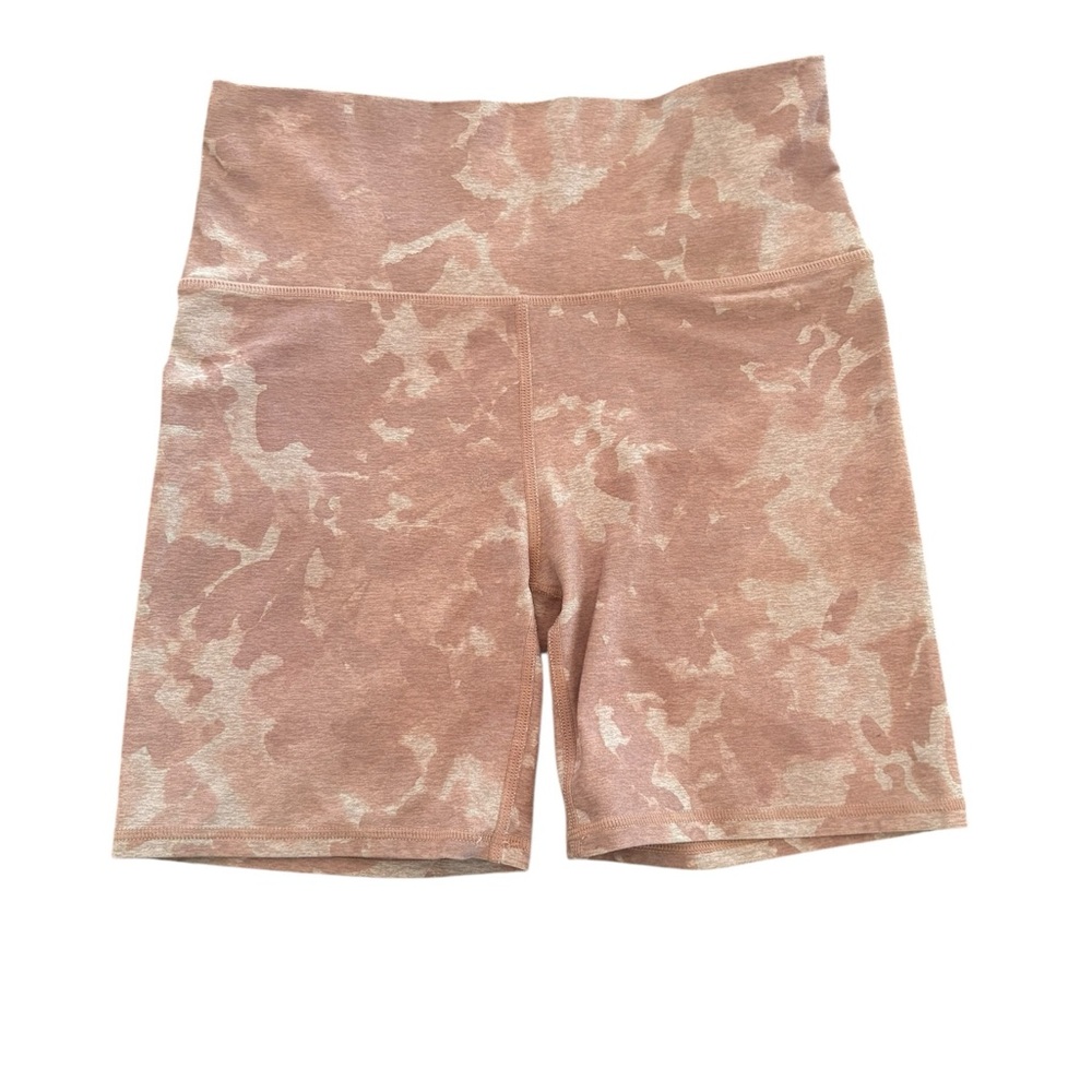 Vuori Pink Beige Marble Print High-Rise Bike Shorts